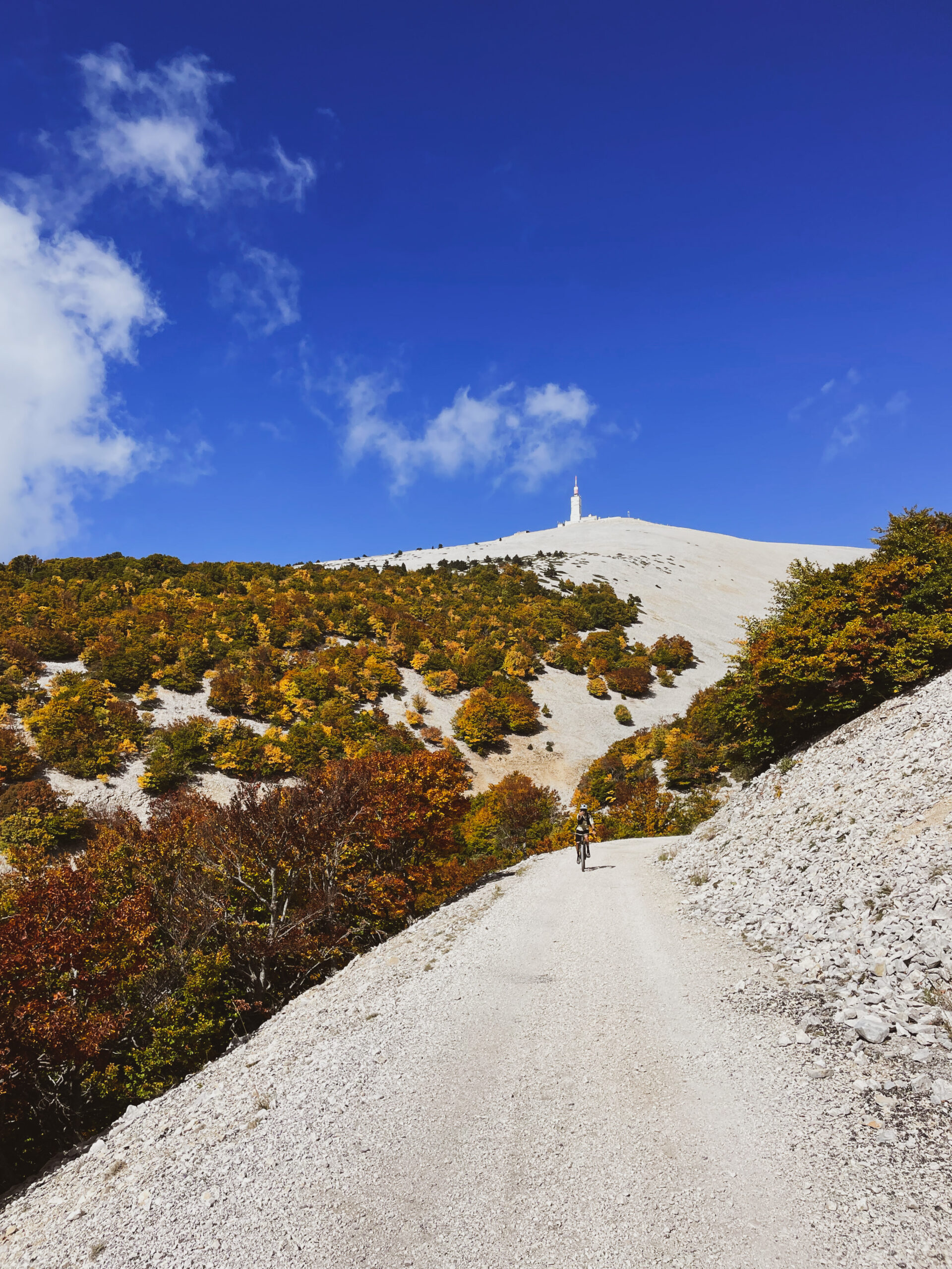 Mont ventoux chemin des graviers blancs